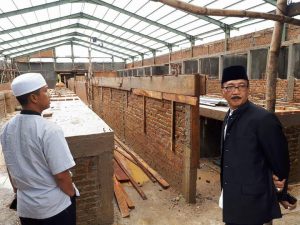 Tingkatkan Ekonomi Masyarakat Pessel, Bupati Hendrajoni Bangun Pasar Modren di 15 Kecamatan