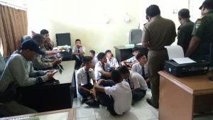 Bolos Saat Jam Sekolah, 14 Pelajar Digiring ke Mako Pol PP