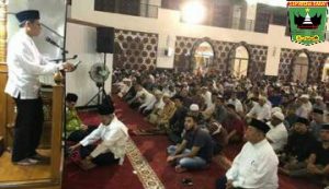 Ramadhan Pertama, Gubernur Irwan Prayitno Taraweh di Masjid Raya Sumbar