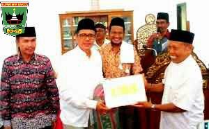 Tim Safari Ramadan Pemprov Kunjungi Masjid Ikhwanul Muslim Pagambiran