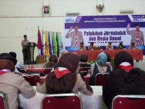 Wakil Gubernur Nasrul Abit Tutup Pelatihan Jurnalis Pramuka