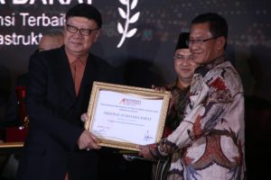 Pemprov Sumbar Raih Penghargaan Indonesia Attractiveness Award 2018