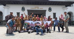 Wartawan MC dan Biro Humas Pemprov Sumbar Study Komparatif Ke Pemprov Jabar