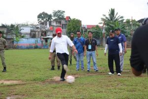 Bupati Sutan Riska Membuka Secara Resmi Turnamen Koto Baru Cup I 