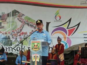 FESTIVAL LANSEK MANIH MENJADI PEMIKAT WISATA ASING