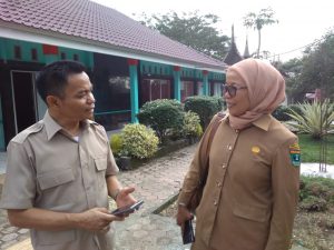 BERDIALOG DENGAN DPRD SUMBAR Guru SLB Minta Insentif Pada Pemerintah Provinsi