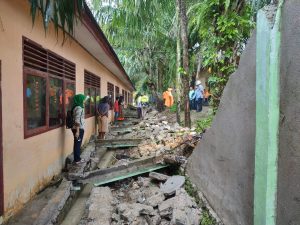 Tertimpah Tembok Pembatas Sekolah, Siswa SD N 04 Mundam Sakti Itu Tewas Ditempat