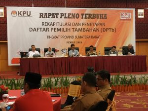 Rapat Pleno DPTb Dihadiri Lengkap Komisioner Berjalan Alot