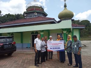 Masjid Istiqlal Koto VIII Pelangai Dapat CSR Bulog 30 Juta