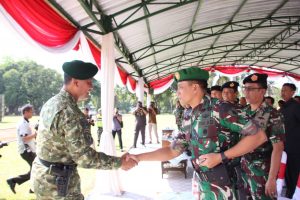 Danrem 083/Baladhika Jaya Hadiri HUT ke-58 Divisi Infanteri-2/Kostrad