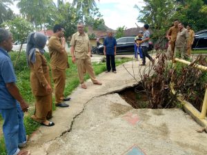 TURUN KE KELURAHAN, WALIKOTA JAWAB KERESAHAN WARGA