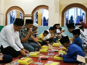 Blusukan Berbuka di Tiakar, Wawako : Ingin Makmur, Makmurkan Masjid !