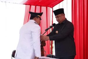 Arwinta Resmi Dikukuhkan sebagai Camat Tiumang