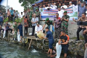 Nasrul Abit : 5000 Nelayan Bergantung Hidup di Danau Singkarak