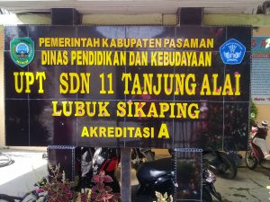 Tanpa Buka Alas Kaki, Rumah Ibadah Jadi Tempat Belajar