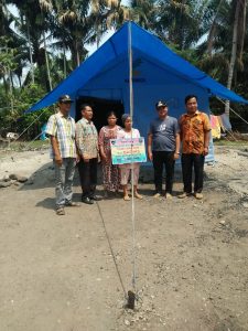 Baznas Pessel Serahkan Bantuan Korban Kebakaran