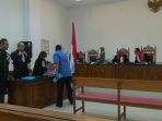 PH Rusma Yul Anwar Minta Hakim Batalkan Dakwaan Kliennya