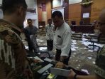 BPK RI MEMERIKSA KERUSAKAN GEDUNG DPRD SUMBAR PASCA DEMO