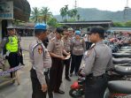 Kendaraan Dinas dan Pribadi Anggota Polres Pessel, di Sigih Kapolres