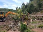 2 Alat Berat Diturunkan Bersihkan Material Longsor di Kecamatan Bayang