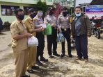 Giat Bhakti Sosial, Polsek  Lintau Bio Utara Bagikan Masker Pada Masyarakat