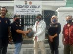 Pokdar Kamtibmas Sumbar Bagikan Sembako pada Insan Pers