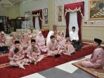 Gubernur Sumbar Laksanakan Sholat Idul Fitri di Rumah Dan Tak Gelar Open House