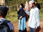 Sekretaris Umum MUI Tanah Datar H. Afrizon, S.ag Terapkan Metode Ujian Wisata dengan teknik Highking pada Rumah Tahfiz Minangkabawy