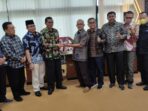 Sekwan, Raflis Jelaskan Aturan Bamus DPRD Sumbar pada DPRD Jambi