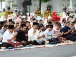 Presiden dan Ibu Iriana Salat Iduladha 1444 H di Istana Yogyakarta Bersama Masyarakat