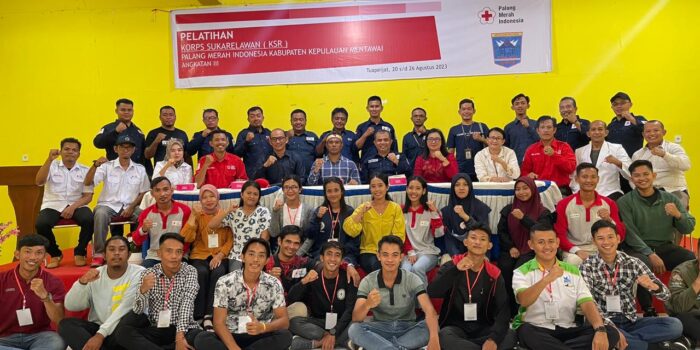 Kepala Markas PMI se-Sumatera Barat Siap Latih Relawan Baru PMI Mentawai