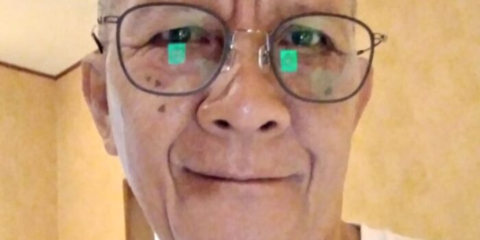 Menulis Itu Ibarat Mengukir Batu Nisan Untuk Diri Sendiri