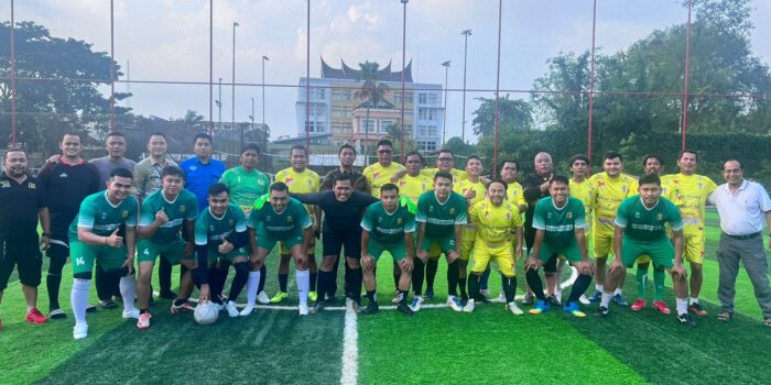 Hari Lantas, Laga Friendly Match Wartawan Versus Lantas Polda Sumbar Draw