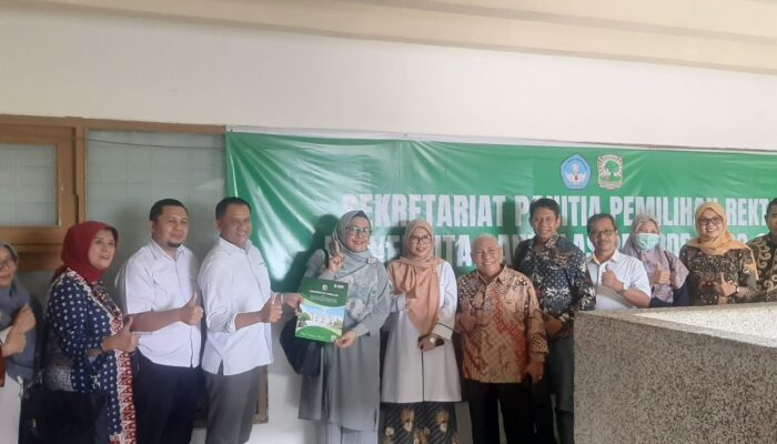 Sukses Pimpin Farmasi, Fatma Sri Wahyuni jadi Balon Rektor