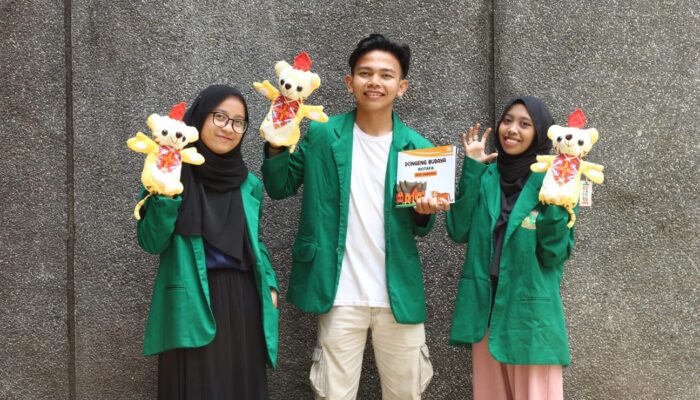 Mahasiswa UNAND Ciptakan Botafa : Boneka Tangan Fauna dan Buku Cerita Rakyat Berbasis Teknologi