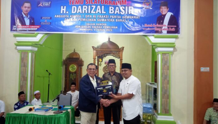 Dalam Rangka Maulid Nabi, Darizal Basir Gelar Temu Silaturahmi Dengan Jamaah Masjid Jami Jabalnur Painan Selatan