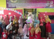 Hj. Nevi Zuairina Menyerahkan Dukungan Tanggung Jawab Sosial dan Lingkungan (TJSL) PT Bukit Asam kepada Yayasan Auladi di Kota Payakumbuh