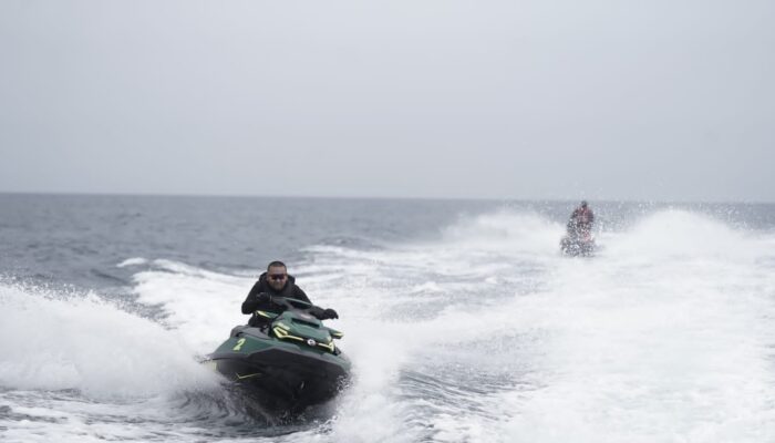 Wagub Sumbar Beraksi Menggunakan Jetski, Pimpin Pembukaan Kemah Bela Negara Tingkat Daerah 2023 di Mentawai