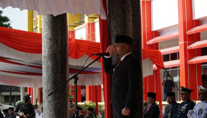 Wagub Audy Joinaldy Pimpin Peringatan Hari Pahlawan ke-78 di Sumbar dengan Fokus pada Memerangi Kemiskinan dan Kebodohan