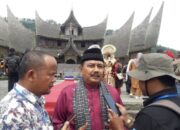 Anggota DPRD Sumbar Arkadius Dt Intan Bano Hadiri Pembukaan Festival Pesona Minangkabau 2023