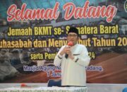 Bertemakan “Sambut Tahun Baru dan Pemilu Damai 2024”, Hendri Septa Sambut Ribuan Anggota BKMT se-Sumbar