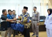 Suwirpen Suib Lepas Kontingen Karate Shokaido Pada Kejurnas Bergengsi