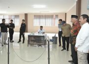 Gubernur Sumbar Tinjau Pelaksanaan Pemilu Serentak 2024 di Kota Padang
