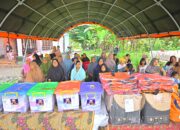 Gubernur Sumbar Salurkan Bantuan Makanan bagi Warga Terdampak Bencana