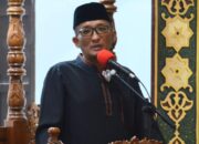 Tausiah Ramadhan di Masjid Agung Nurul Iman, Hendri Septa Sampaikan Keutamaan Sabar dan Syukur