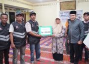 Gelar Buka Puasa dan Santuni Anak Yatim, Ekos Albar Angkat Topi Untuk Ojek Online Nanggalo Solidarity