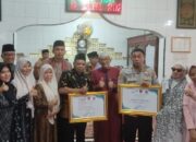 Wali Kota Padang Beri Penghargaan Pada Saribulih dan Aipda Dian WR