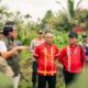 InJourney Eksplor Siberut, Dony Oskaria Serahkan TJSL Berujud Pemberdayaan