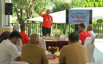 Gubernur Mahyeldi Memperkuat Kolaborasi Pemprov dan Semen Padang dalam Pengembangan Sepakbola Sumbar