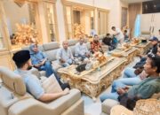 Mendadak Bertemu JPS, FA Ungkap Sosok Calon Wakilnya